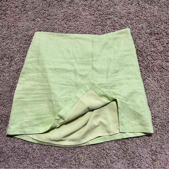 Sage Linen Mini Skirt - Picture 3 of 5